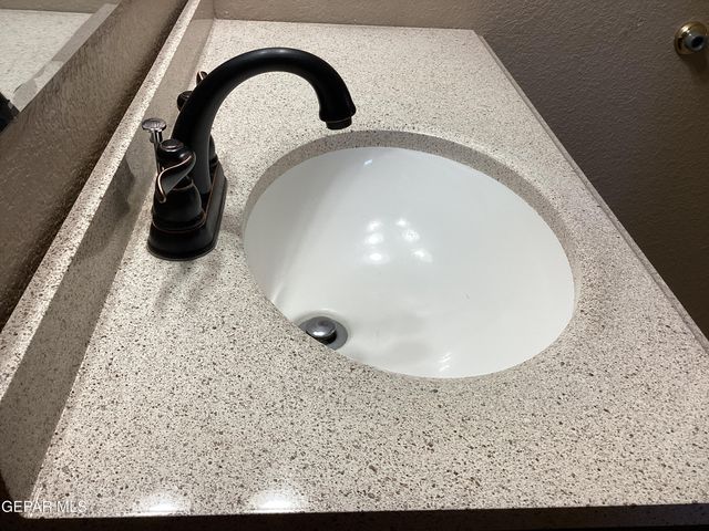 683 Juan Munoz Court, El Paso, TX 79932