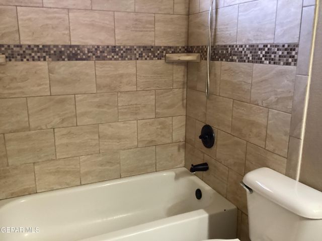 683 Juan Munoz Court, El Paso, TX 79932