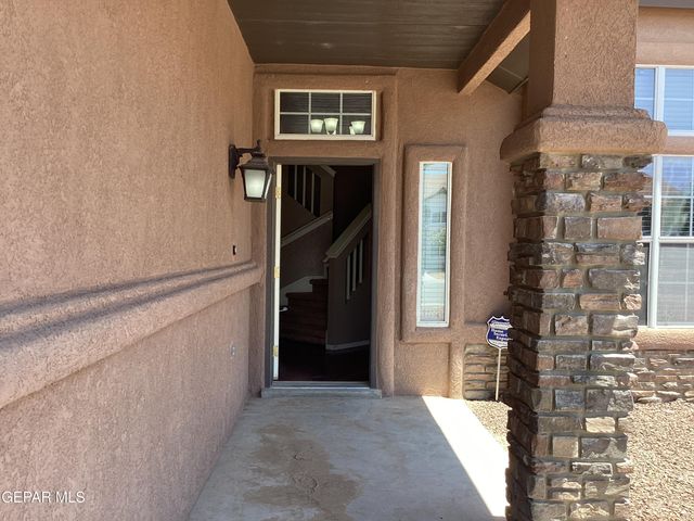 683 Juan Munoz Court, El Paso, TX 79932