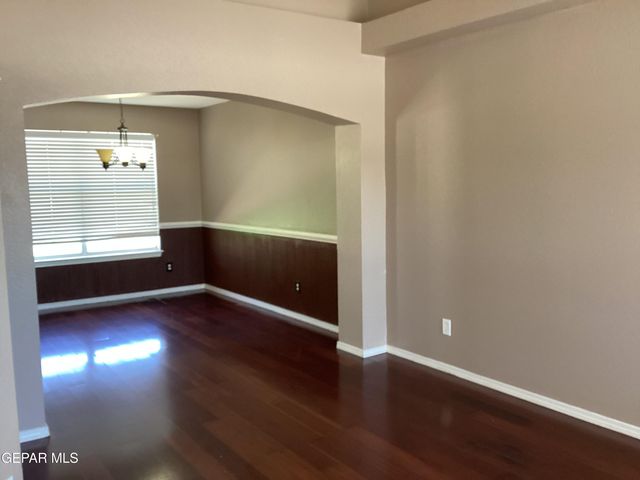 683 Juan Munoz Court, El Paso, TX 79932