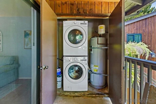 2157 Arnold Way 324, Alpine, CA 91901