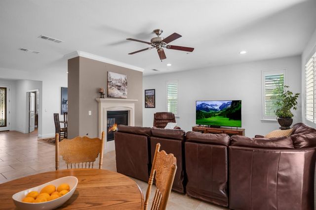 4084 David Loop, El Dorado Hills, CA 95762