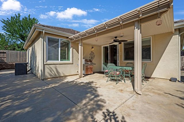 4084 David Loop, El Dorado Hills, CA 95762