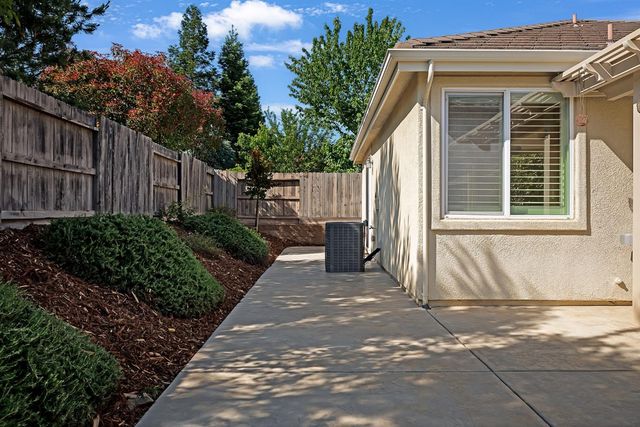 4084 David Loop, El Dorado Hills, CA 95762