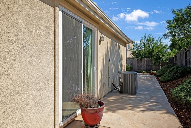 4084 David Loop, El Dorado Hills, CA 95762