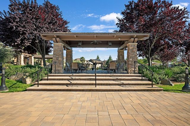 4084 David Loop, El Dorado Hills, CA 95762