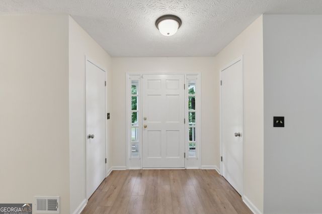 1025 Quail Drive, Stockbridge, GA 30281