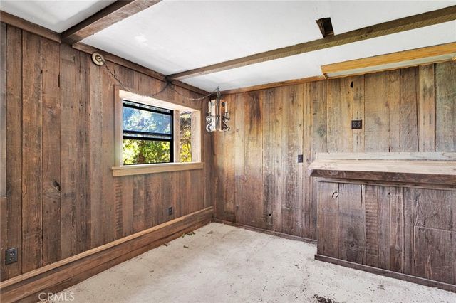 1333 Finger, Lake Arrowhead, CA 92352