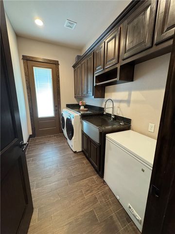 9621 Scarborough Drive, Iola, TX 77861
