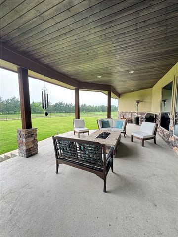 9621 Scarborough Drive, Iola, TX 77861