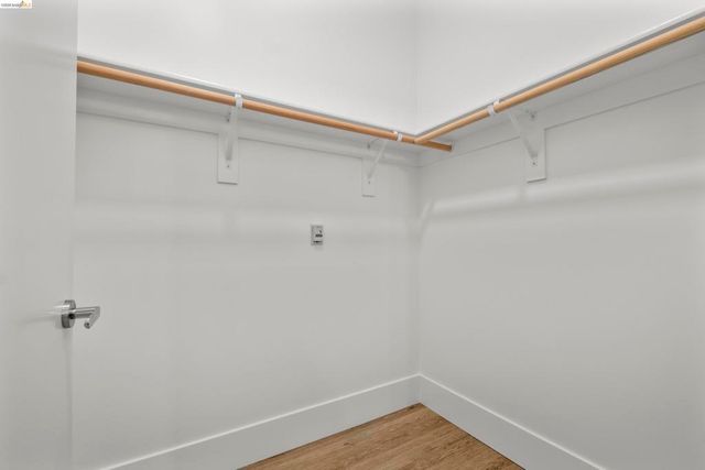 1545 1545 32nd Street 309, Oakland, CA 94608