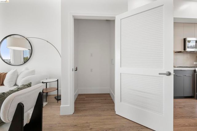 1545 1545 32nd Street 309, Oakland, CA 94608