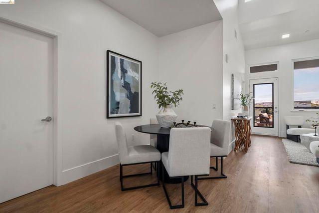 1545 1545 32nd Street 309, Oakland, CA 94608