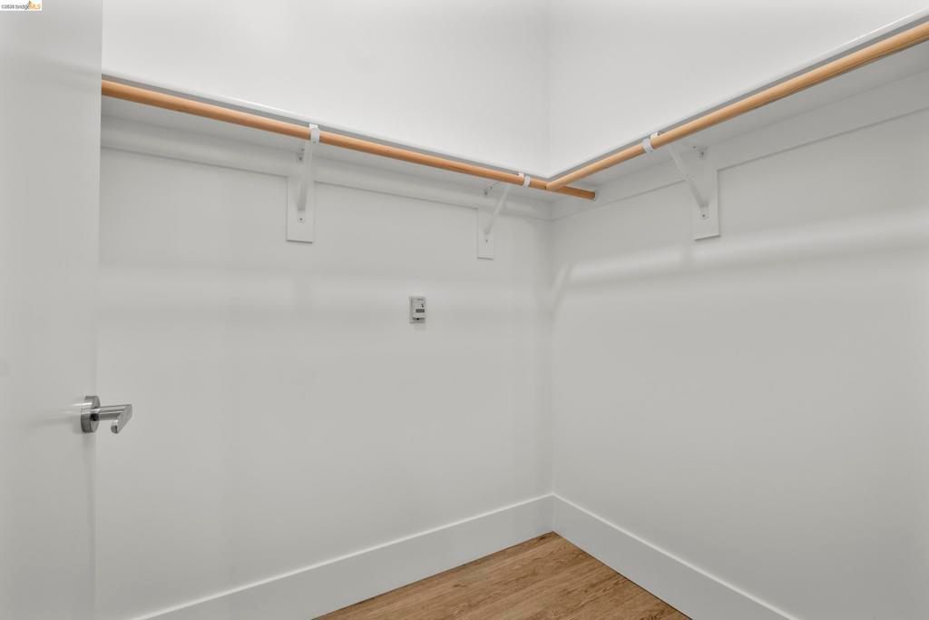 Image 20 of property listing at 1545 1545 32nd Street 309, Oakland, CA 94608