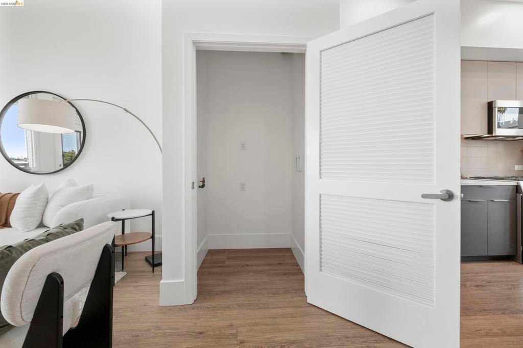 Image 26 of property listing at 1545 1545 32nd Street 309, Oakland, CA 94608