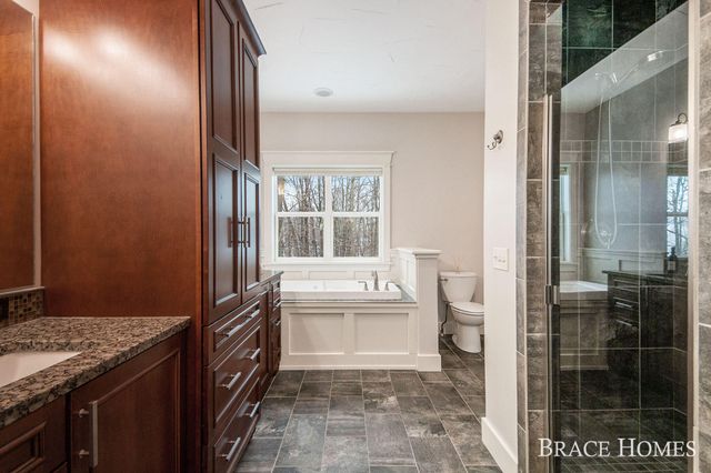 578 Stonehenge Drive SW, Grandville, MI 49418