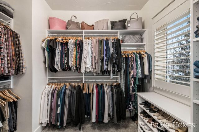 578 Stonehenge Drive SW, Grandville, MI 49418