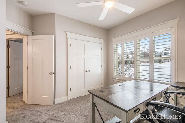 578 Stonehenge Drive SW, Grandville, MI 49418