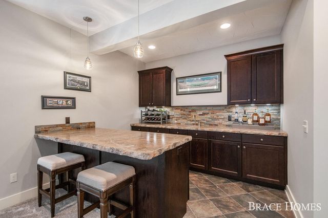 578 Stonehenge Drive SW, Grandville, MI 49418