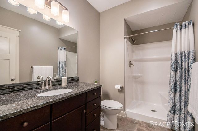 578 Stonehenge Drive SW, Grandville, MI 49418