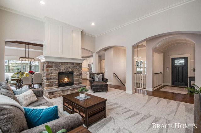 578 Stonehenge Drive SW, Grandville, MI 49418