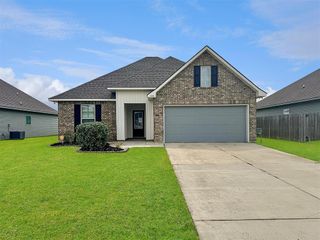 1813 Bass Run Lane, Lake Charles, LA 70611