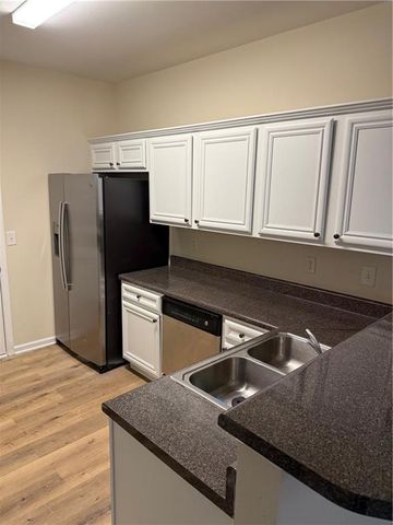 1277 Houndslake Drive, Marietta, GA 30008