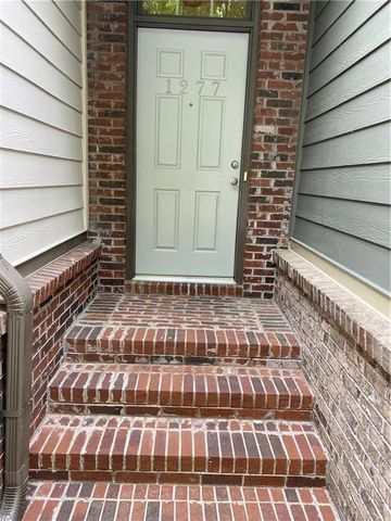 1277 Houndslake Drive, Marietta, GA 30008