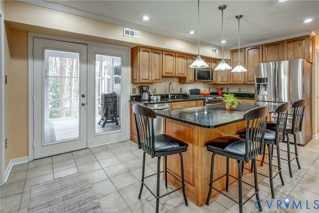 9410 Laurel Grove Rd, Mechanicsville, VA 23116