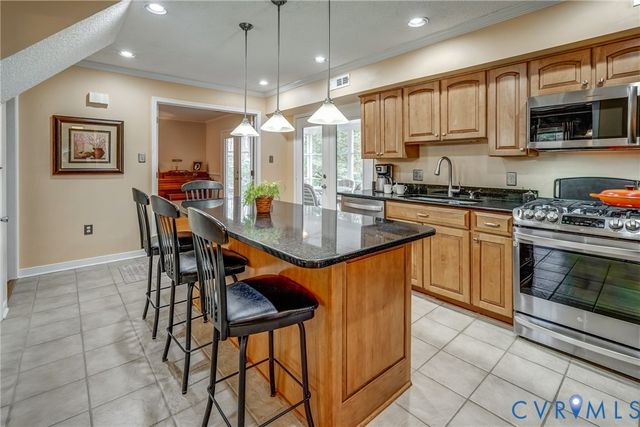 9410 Laurel Grove Rd, Mechanicsville, VA 23116