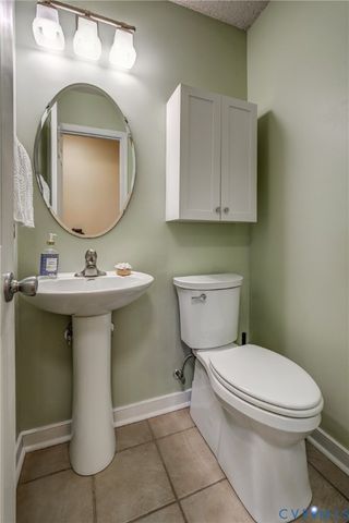 9410 Laurel Grove Rd, Mechanicsville, VA 23116