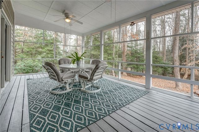 9410 Laurel Grove Rd, Mechanicsville, VA 23116