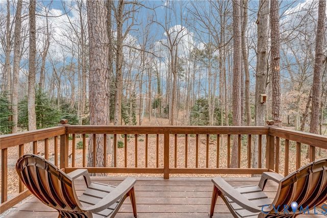 9410 Laurel Grove Rd, Mechanicsville, VA 23116