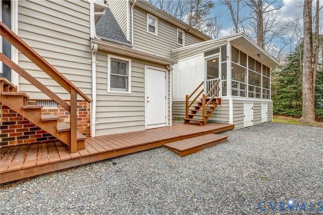 9410 Laurel Grove Rd, Mechanicsville, VA 23116