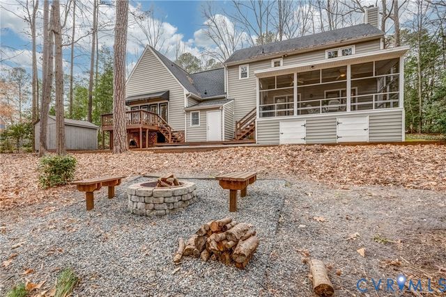 9410 Laurel Grove Rd, Mechanicsville, VA 23116