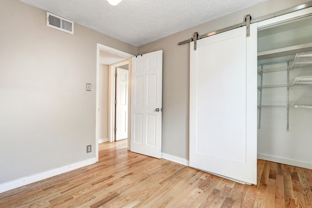 615 Edith Boulevard SE, Albuquerque, NM 87102