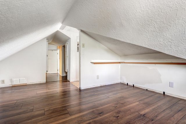 615 Edith Boulevard SE, Albuquerque, NM 87102