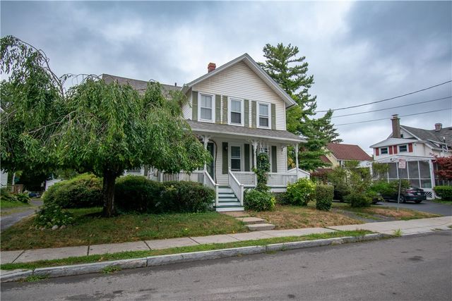 88 West Street, Geneva City, NY 14456