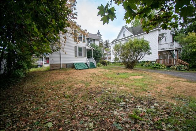 88 West Street, Geneva City, NY 14456