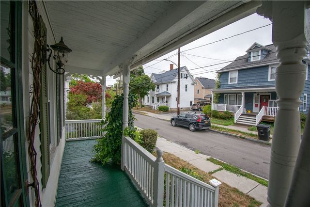 88 West Street, Geneva City, NY 14456