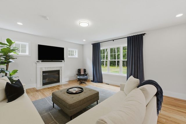26 Timber Crest Drive, Medway, MA 02053