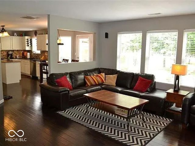 12906 Pleasant View Lane, Fishers, IN 46038