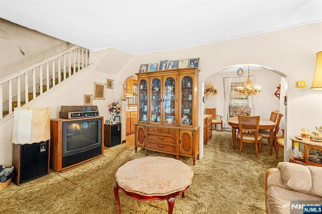 112 Page Avenue, Lyndhurst, NJ 07071