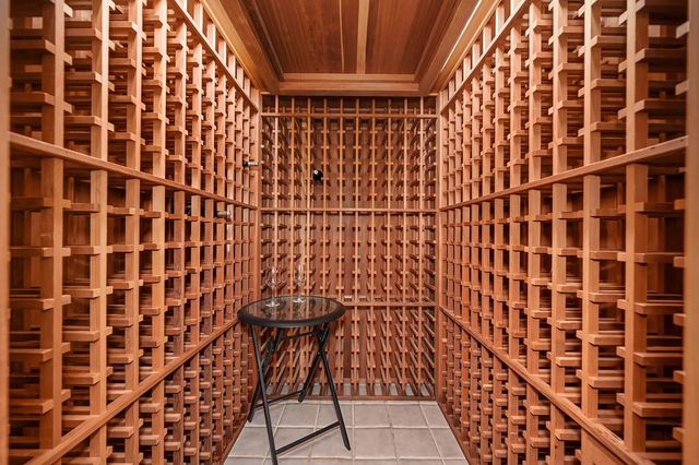 7650 Pineridge Ln, Fair Oaks, CA 95628