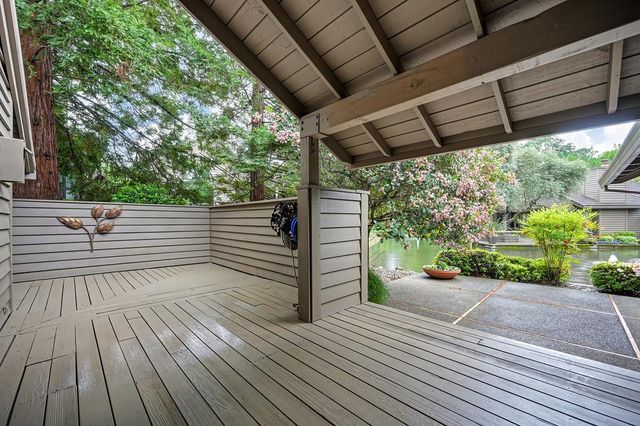 7650 Pineridge Ln, Fair Oaks, CA 95628