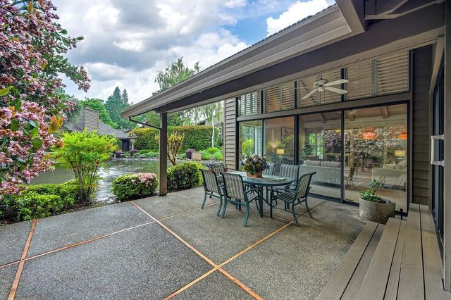 7650 Pineridge Ln, Fair Oaks, CA 95628