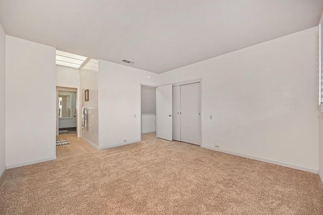 7650 Pineridge Ln, Fair Oaks, CA 95628