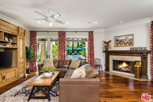 24908 Bella Vista Drive, Calabasas, CA 91302