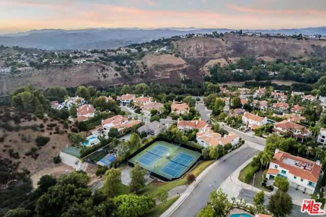 24908 Bella Vista Drive, Calabasas, CA 91302
