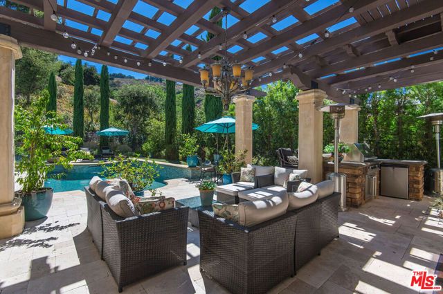 24908 Bella Vista Drive, Calabasas, CA 91302